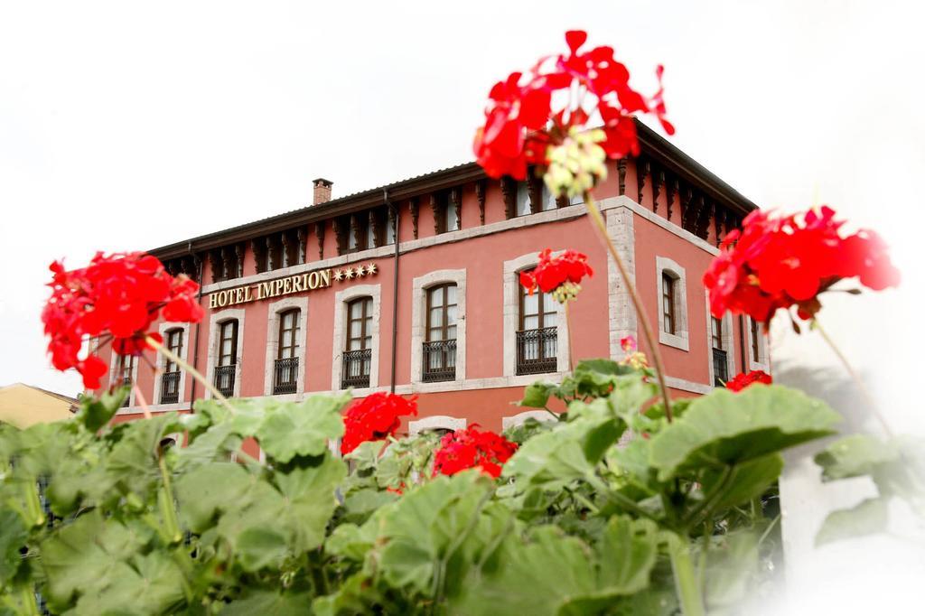 Imperion Hotel Cangas de Onis Bagian luar foto